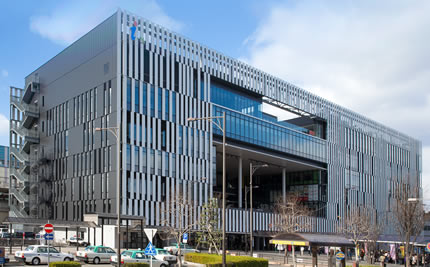 中央図書館外観