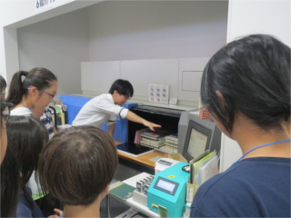 自動化書庫受け取り