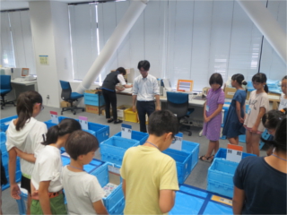 配送ボックス
